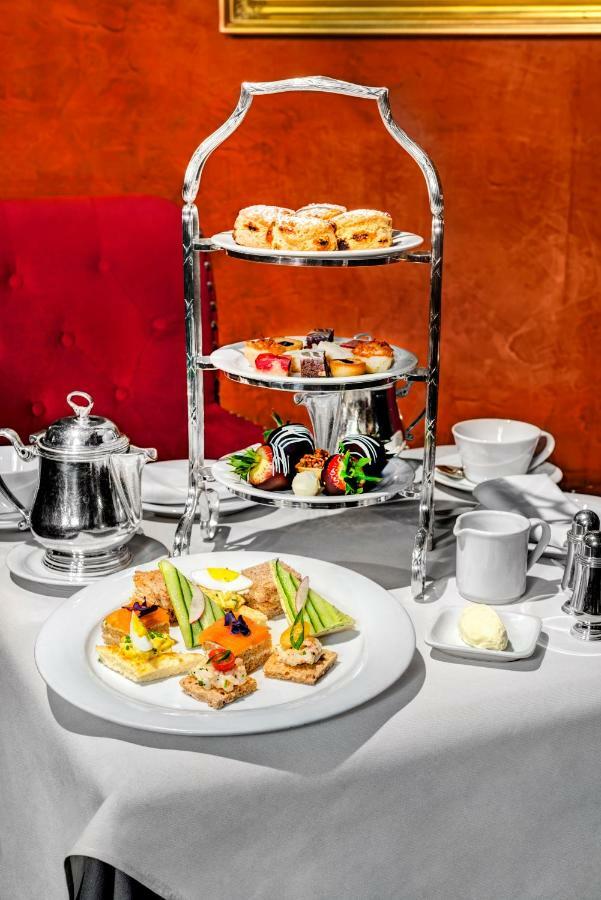 Hotel Plaza Athenee Nowy Jork Zewnętrze zdjęcie